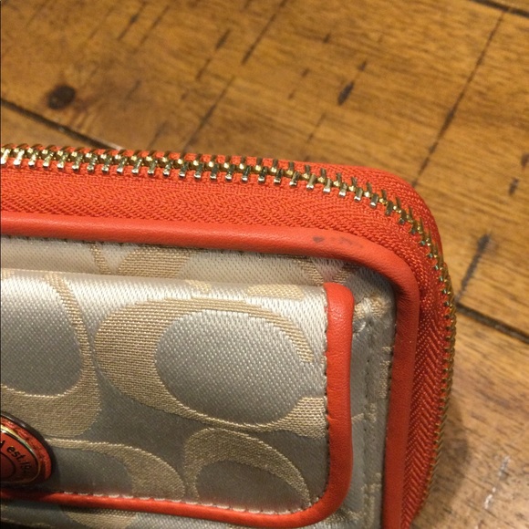 Coach Wallet Wristlet - Picture 12 of 12